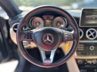 Vehicle image 23 of 50