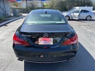 Vehicle image 14 of 50