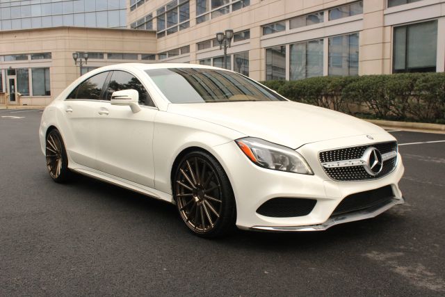 2015 Mercedes-Benz CLS 400 Image 2 of 33