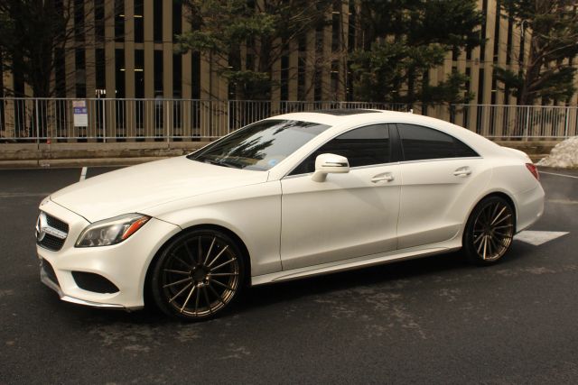 2015 Mercedes-Benz CLS 400 Image 1 of 33