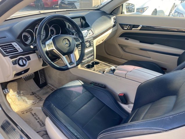 Vehicle image 12 of 20