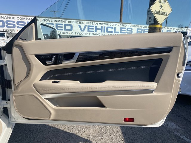 Vehicle image 15 of 20