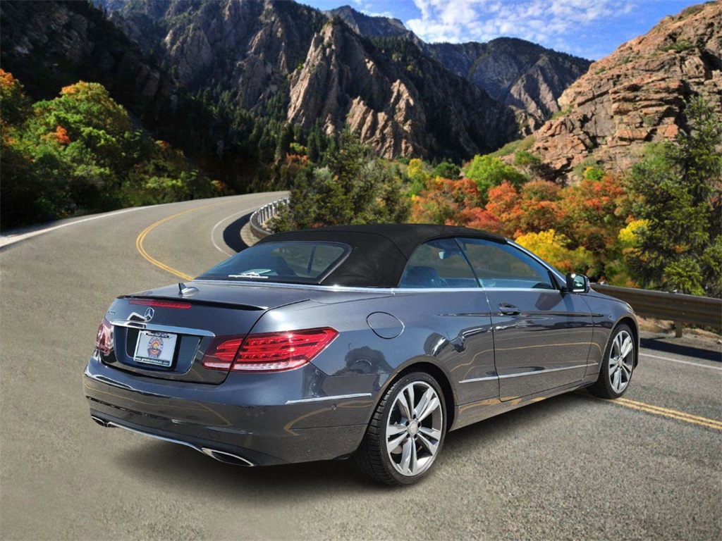 Vehicle image 5 of 23