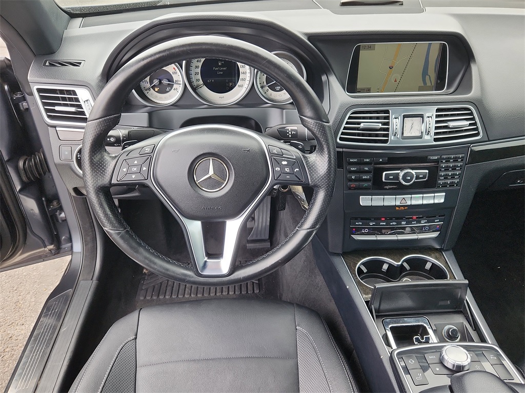 Vehicle image 12 of 23