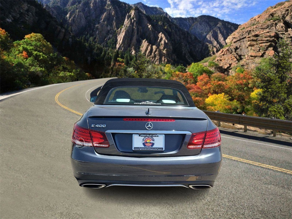 Vehicle image 6 of 23
