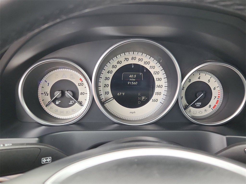 Vehicle image 13 of 23