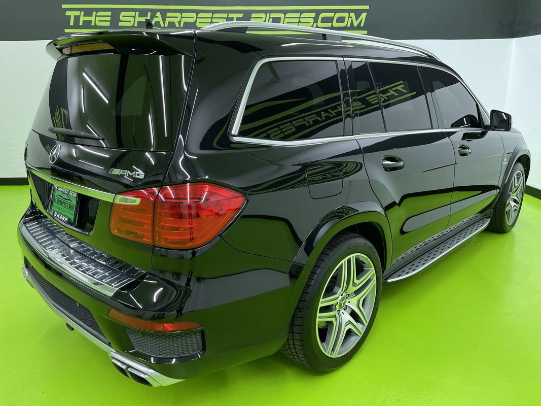 Vehicle image 5 of 18