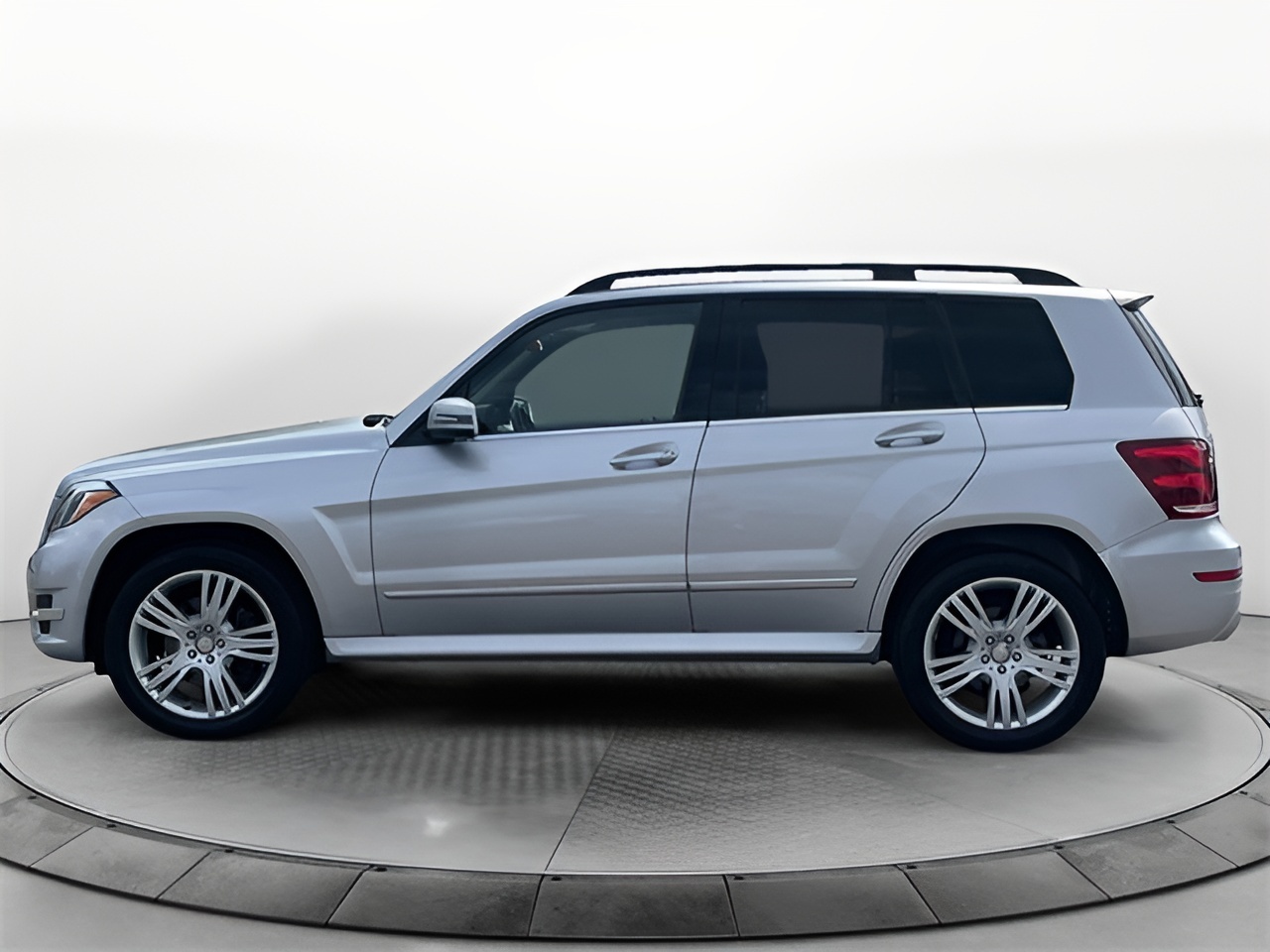 Vehicle image 44 of 44