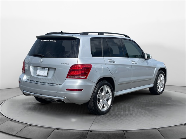Vehicle image 5 of 44