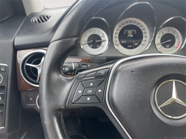 Vehicle image 22 of 44