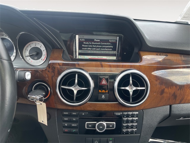 Vehicle image 19 of 44