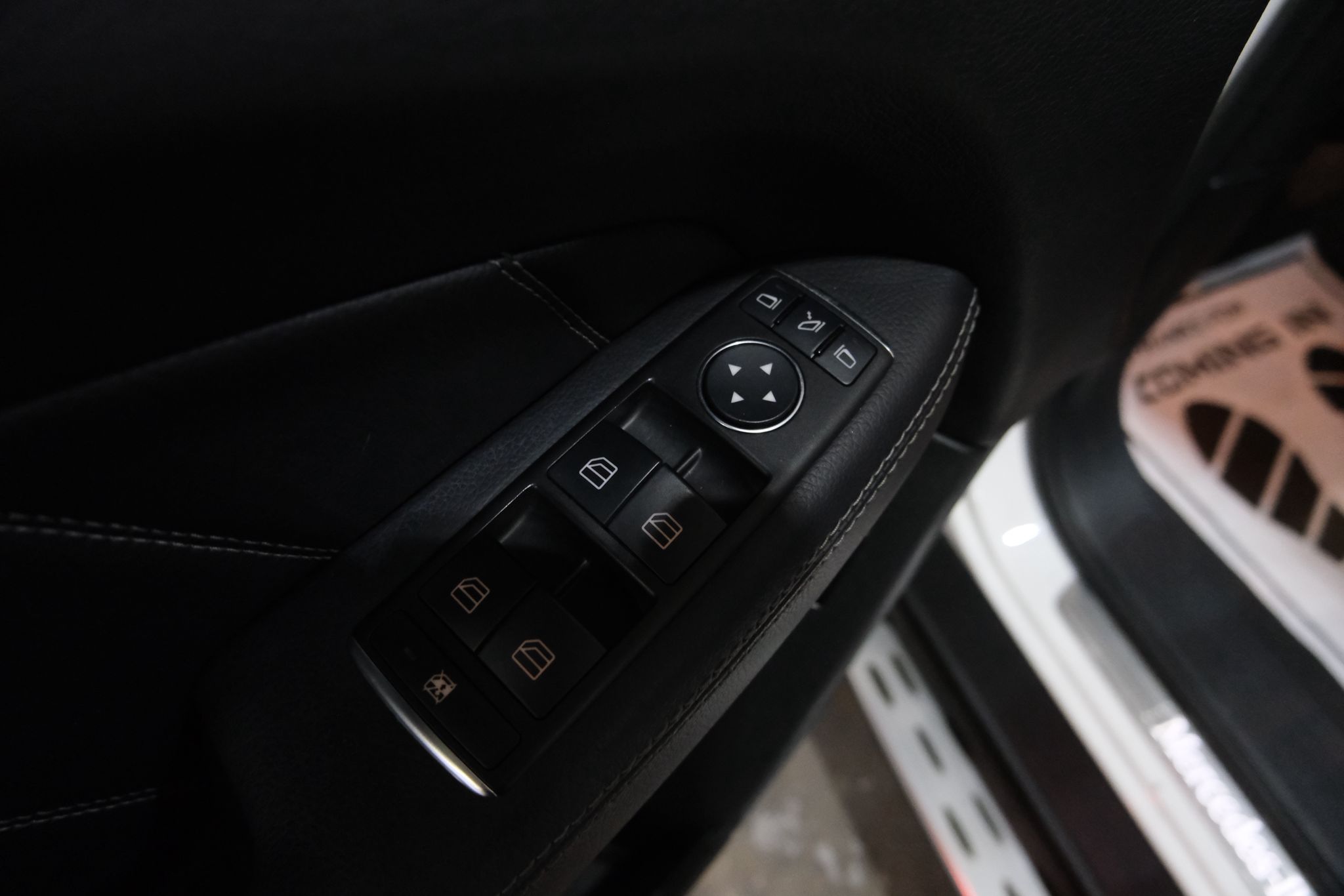 2015 Mercedes-Benz GL-Class 450 Image 36 of 46