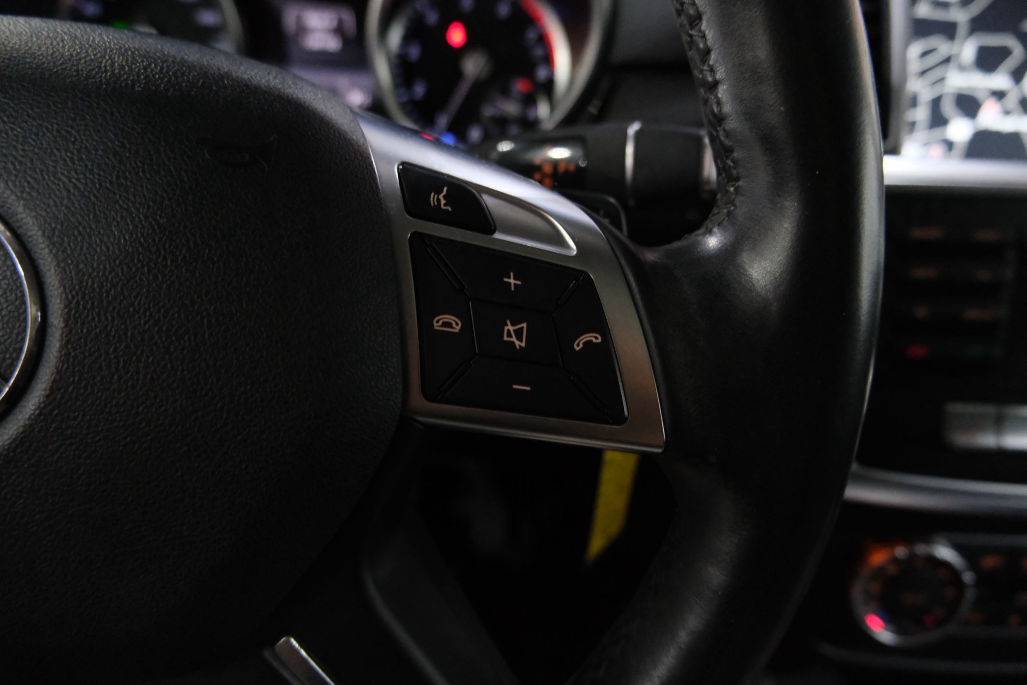 2015 Mercedes-Benz GL-Class 450 Image 30 of 46