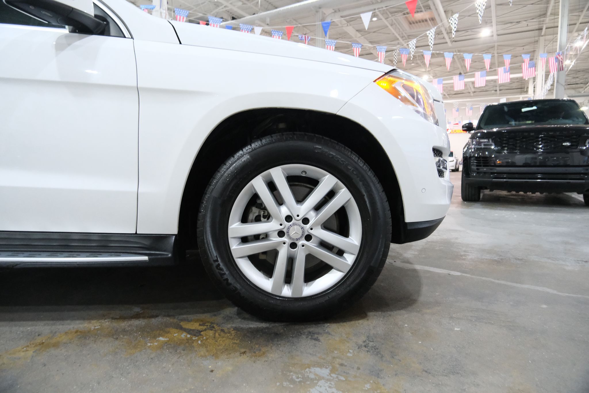 2015 Mercedes-Benz GL-Class 450 Image 13 of 46