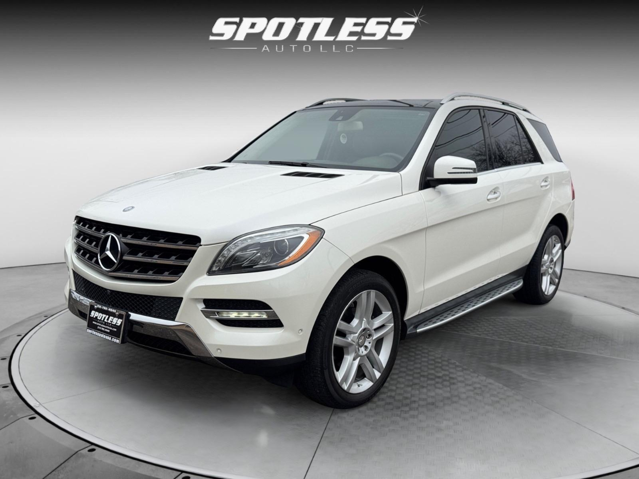 Vehicle image 1 of 29