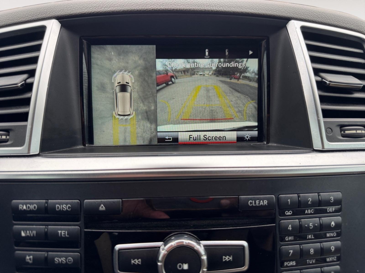 Vehicle image 22 of 29