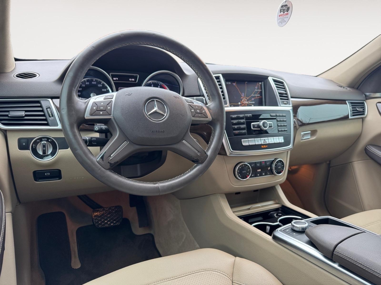 Vehicle image 20 of 29