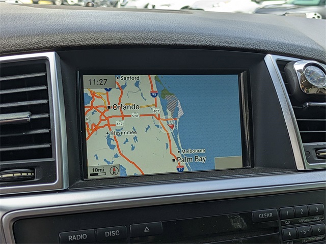 Vehicle image 16 of 32