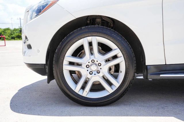 2015 Mercedes-Benz M-Class ML 350 Image 10 of 23