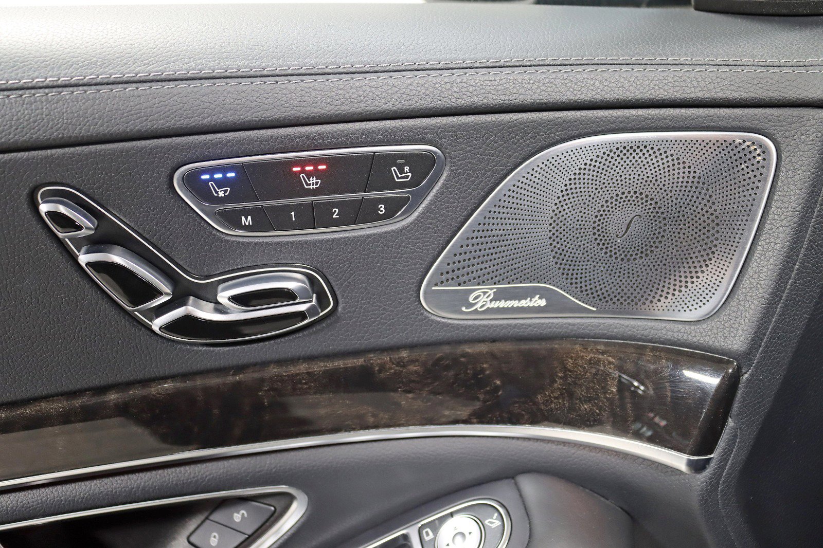 2015 Mercedes-Benz S-Class 550 Image 25 of 51