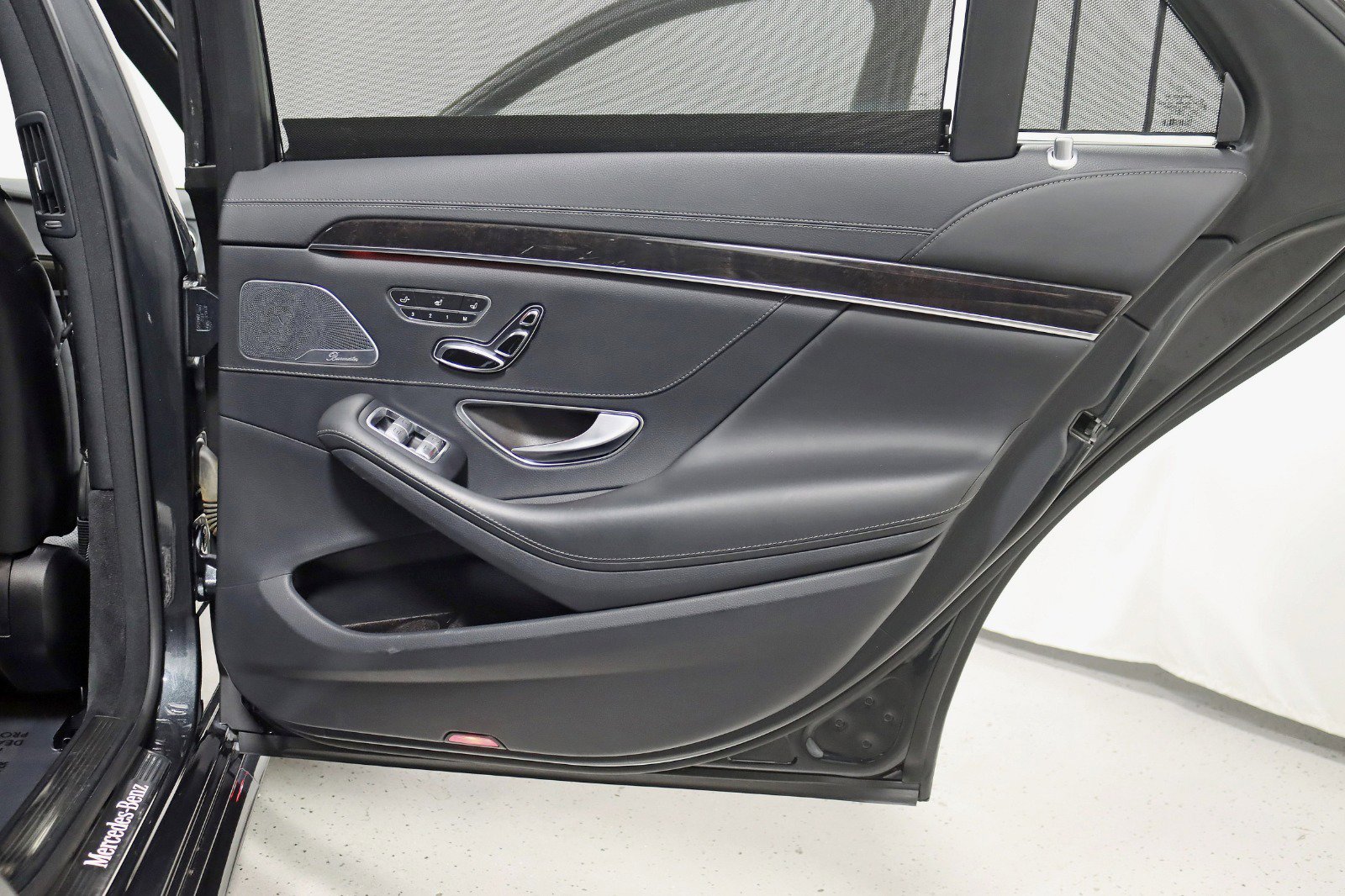 2015 Mercedes-Benz S-Class 550 Image 37 of 51