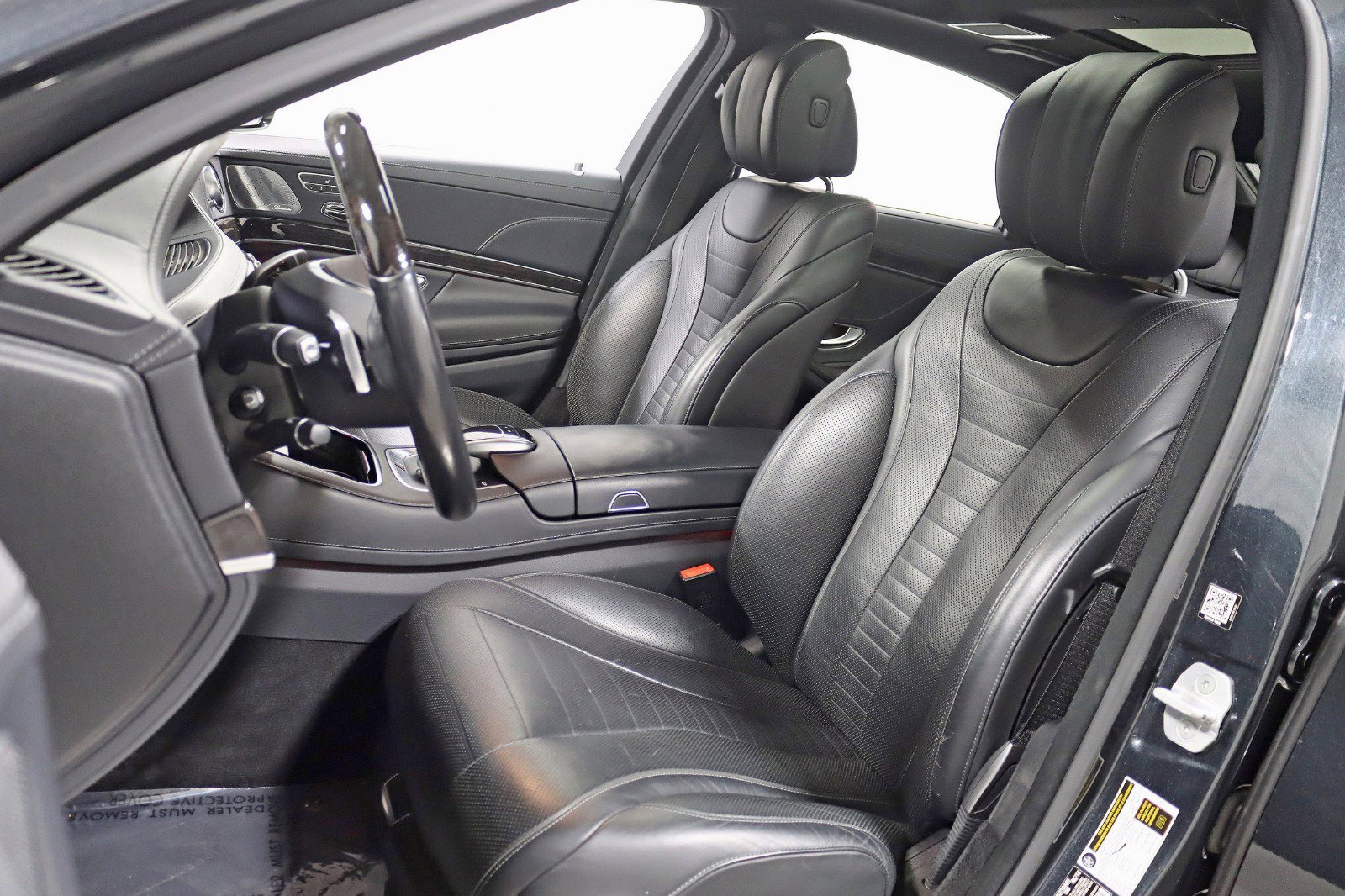 2015 Mercedes-Benz S-Class 550 Image 18 of 51