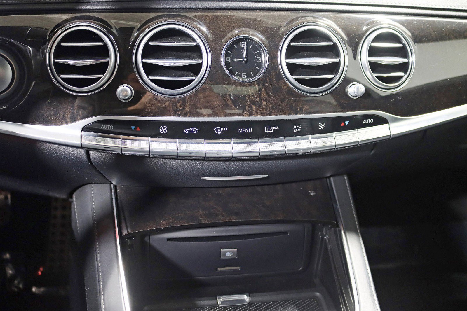 2015 Mercedes-Benz S-Class 550 Image 34 of 51