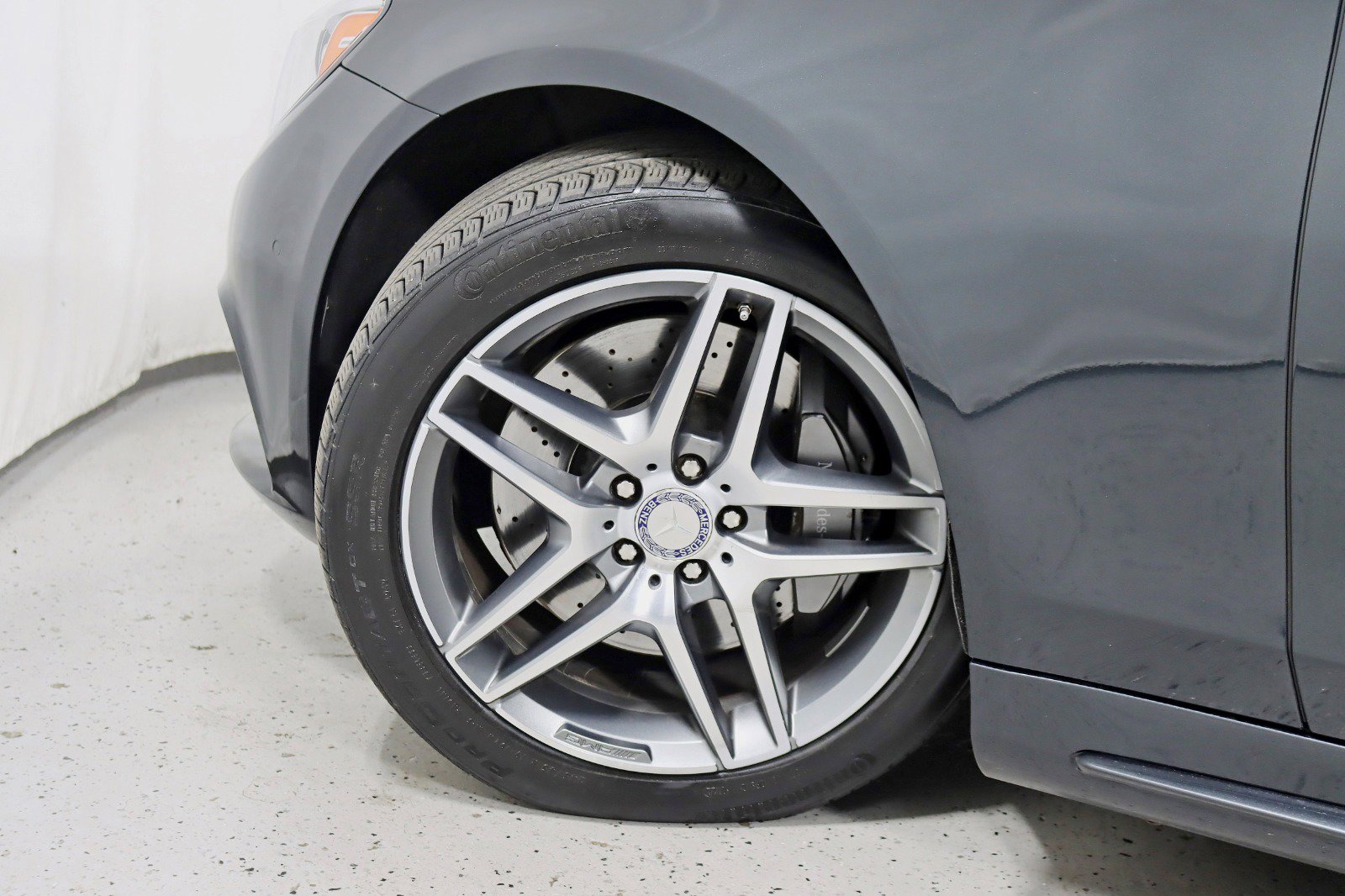 2015 Mercedes-Benz S-Class 550 Image 11 of 51