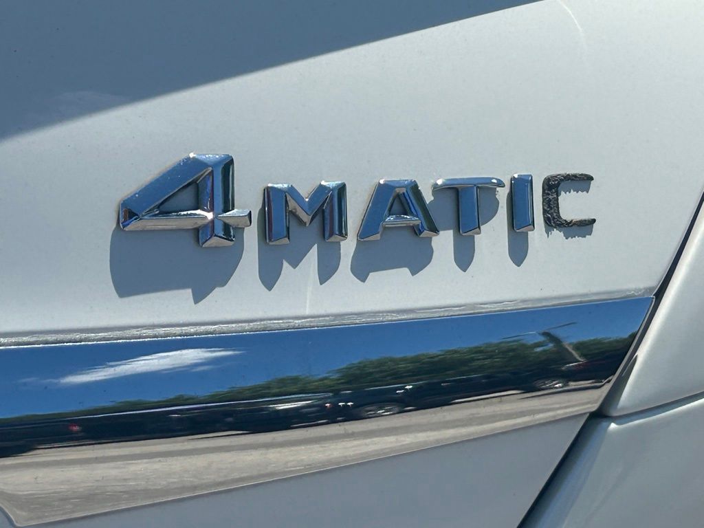Vehicle image 20 of 45