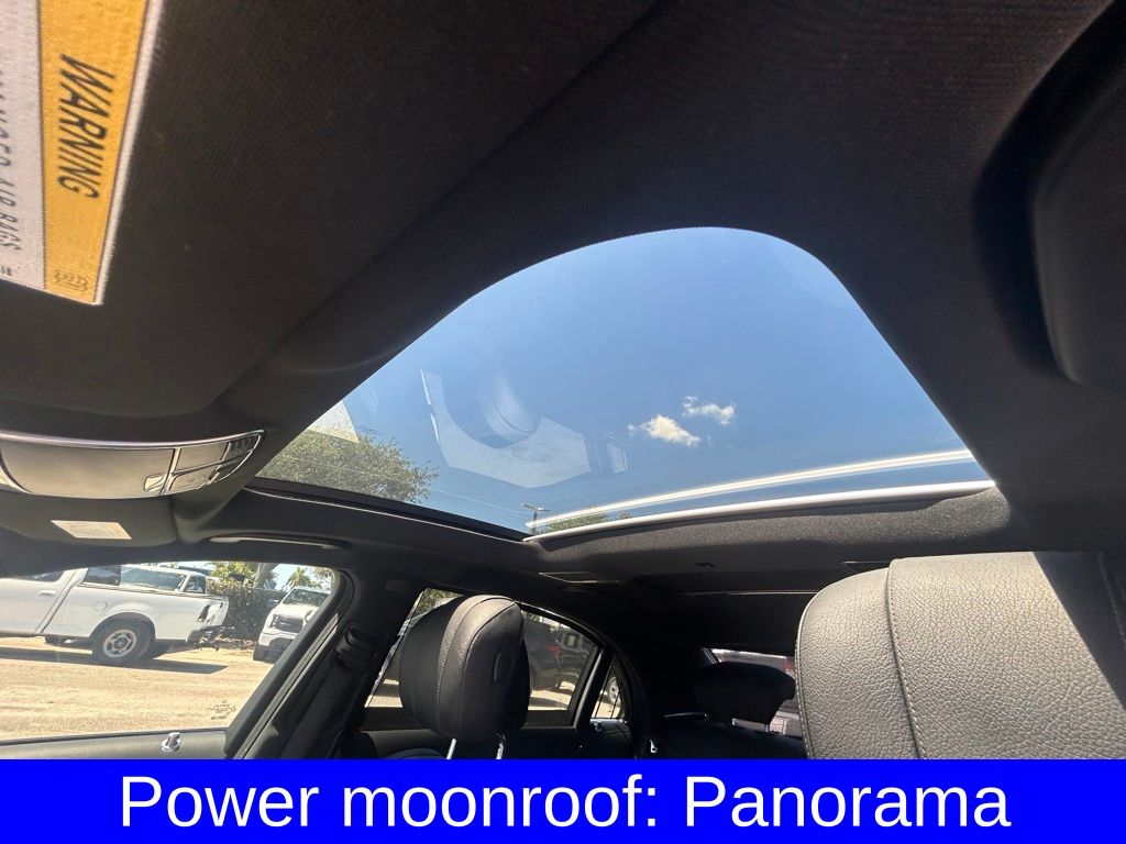 Vehicle image 10 of 45
