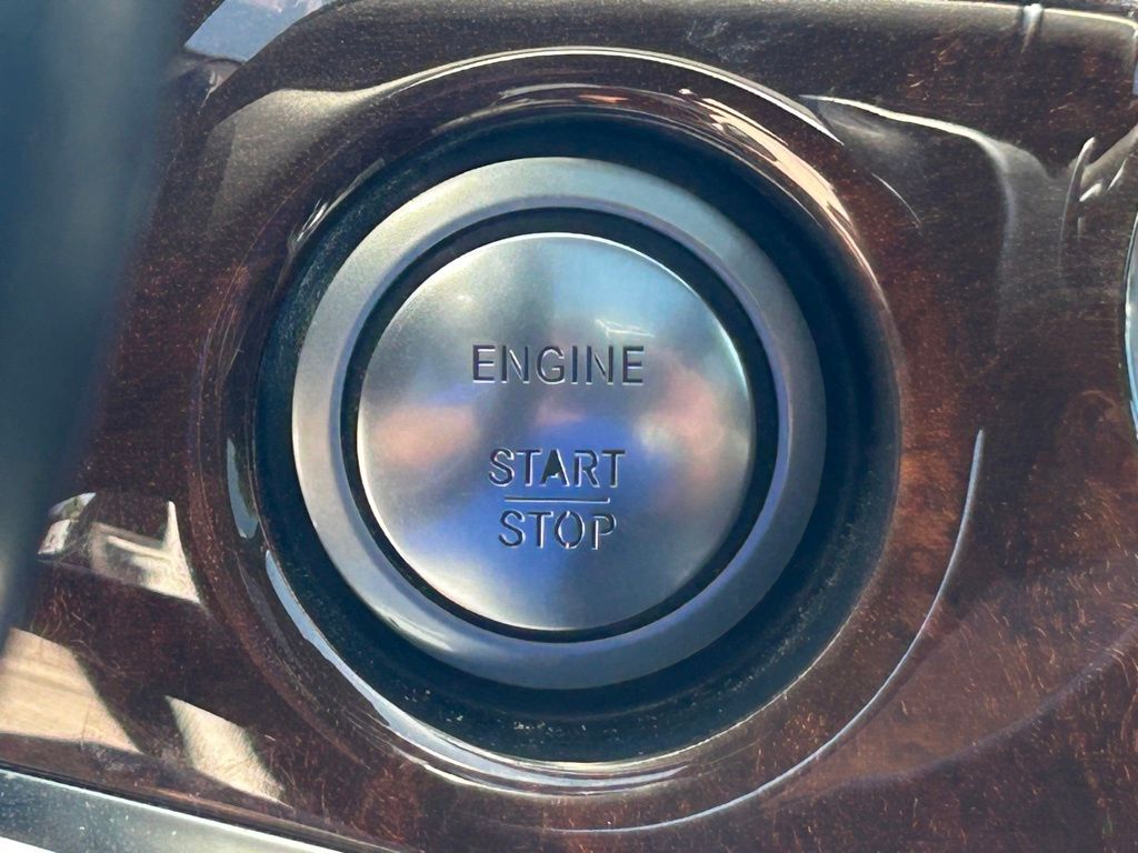 Vehicle image 43 of 45