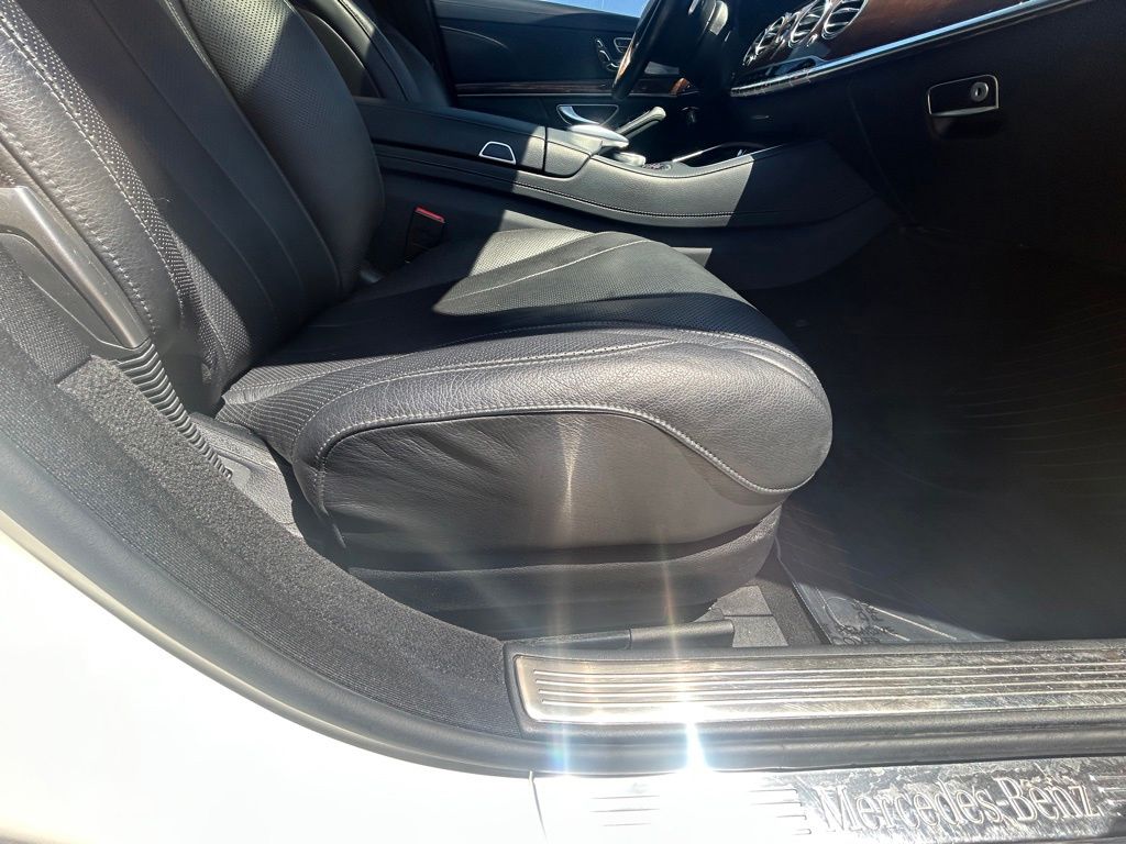 Vehicle image 24 of 45