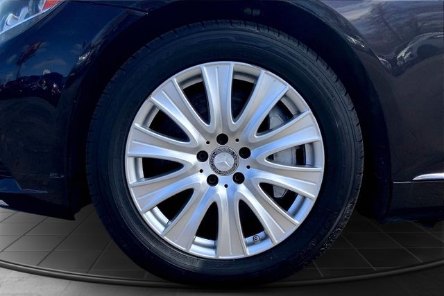 Vehicle image 11 of 31