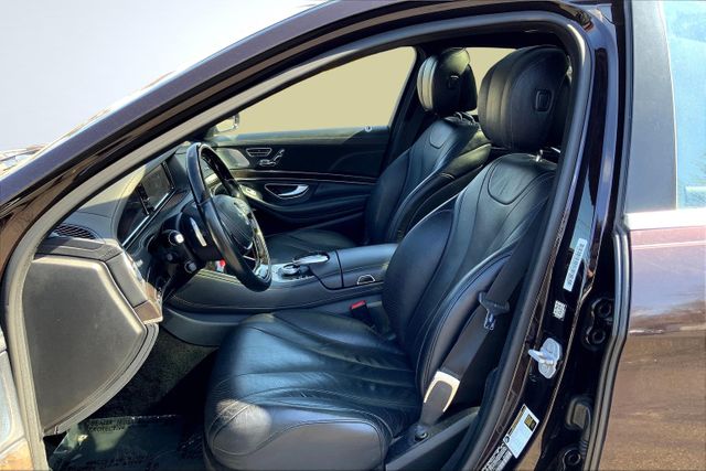 Vehicle image 26 of 31