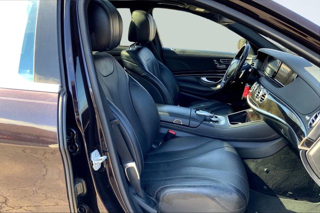 Vehicle image 27 of 31