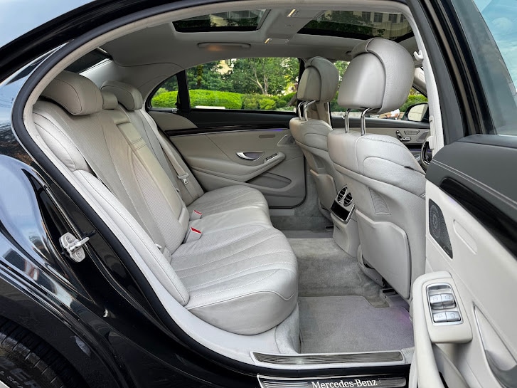Vehicle image 25 of 47