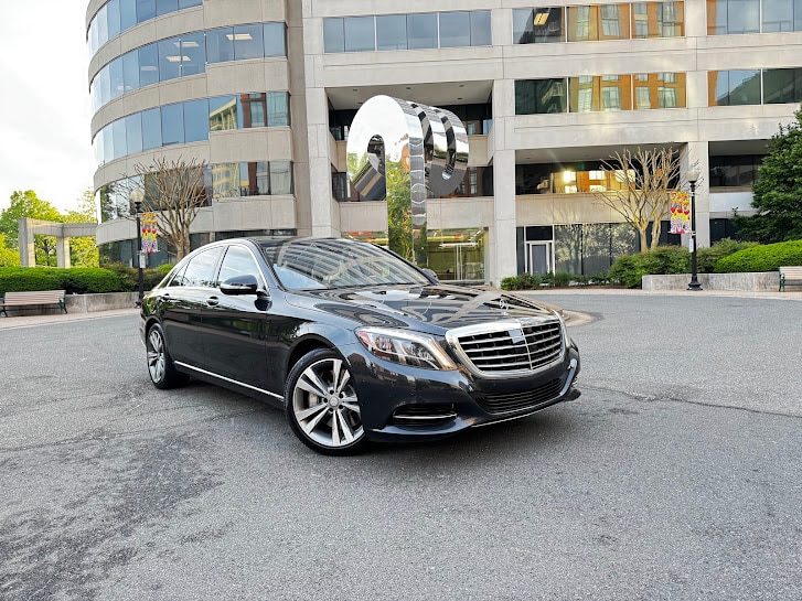 Vehicle image 4 of 47