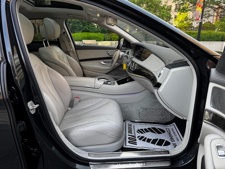 Vehicle image 36 of 47