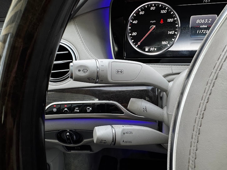 Vehicle image 45 of 47