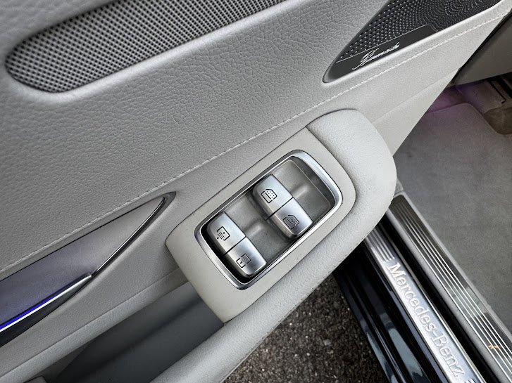 Vehicle image 24 of 47