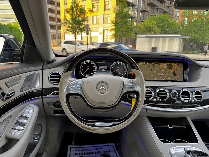 Vehicle image 34 of 47