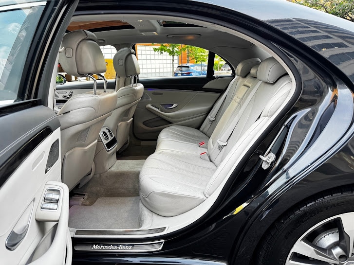Vehicle image 22 of 47