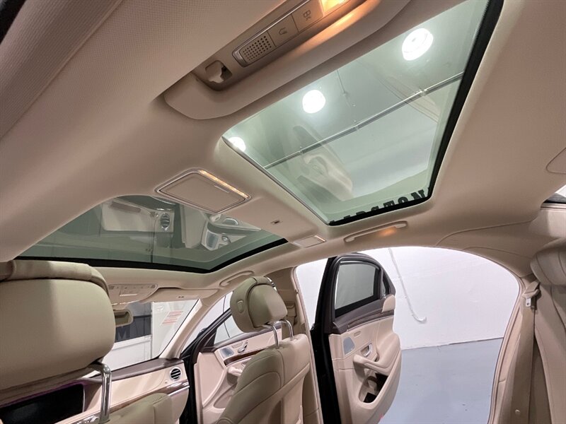 Vehicle image 15 of 62