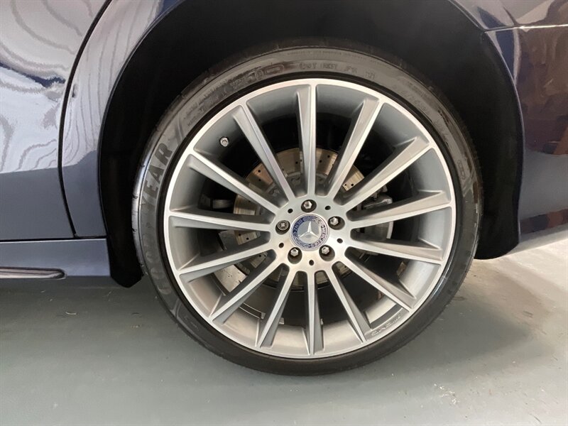 Vehicle image 56 of 62
