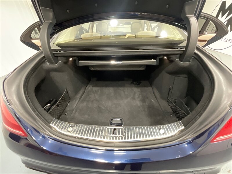 Vehicle image 52 of 62