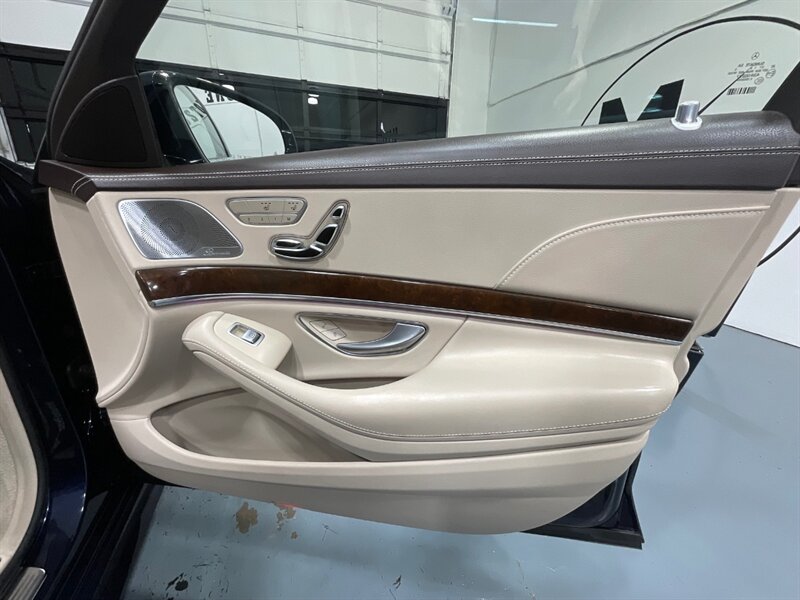 Vehicle image 37 of 62