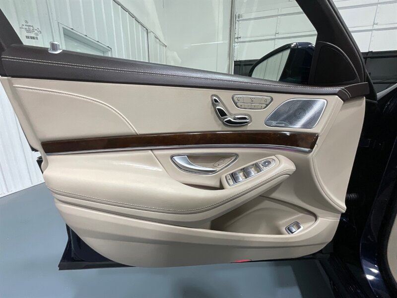 Vehicle image 36 of 62