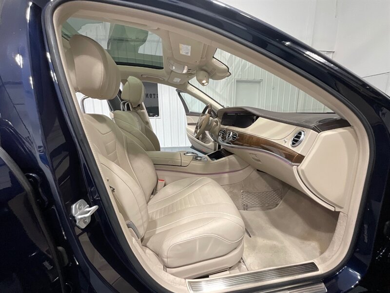 Vehicle image 18 of 62