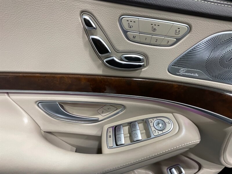 Vehicle image 27 of 62