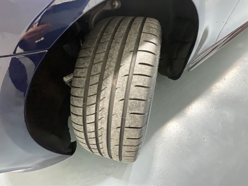 Vehicle image 30 of 62